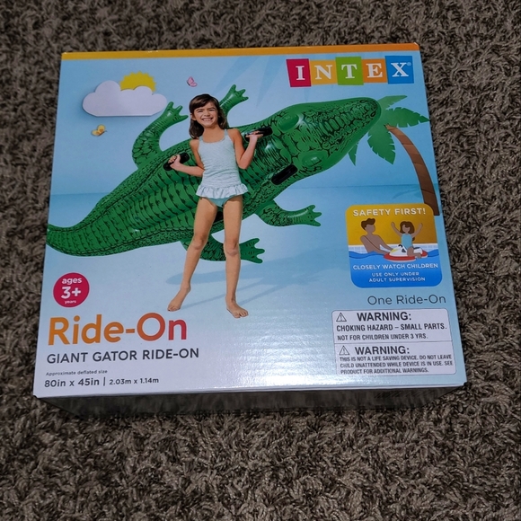 Intex Giant Gator Ride-On - Picture 2 of 3